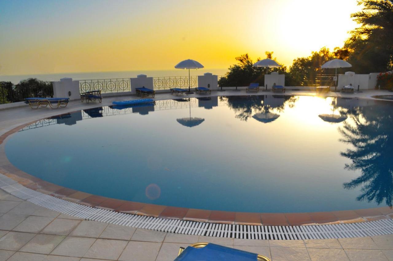 Natalia Apartment B With Panoramic Sea Views Of Agios Gordios Bay Eksteriør billede