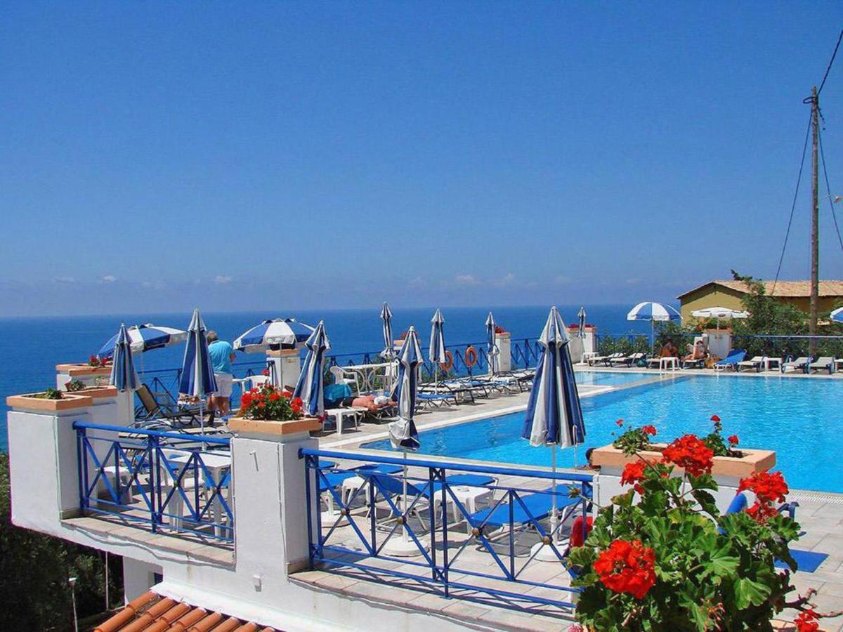 Natalia Apartment B With Panoramic Sea Views Of Agios Gordios Bay Eksteriør billede