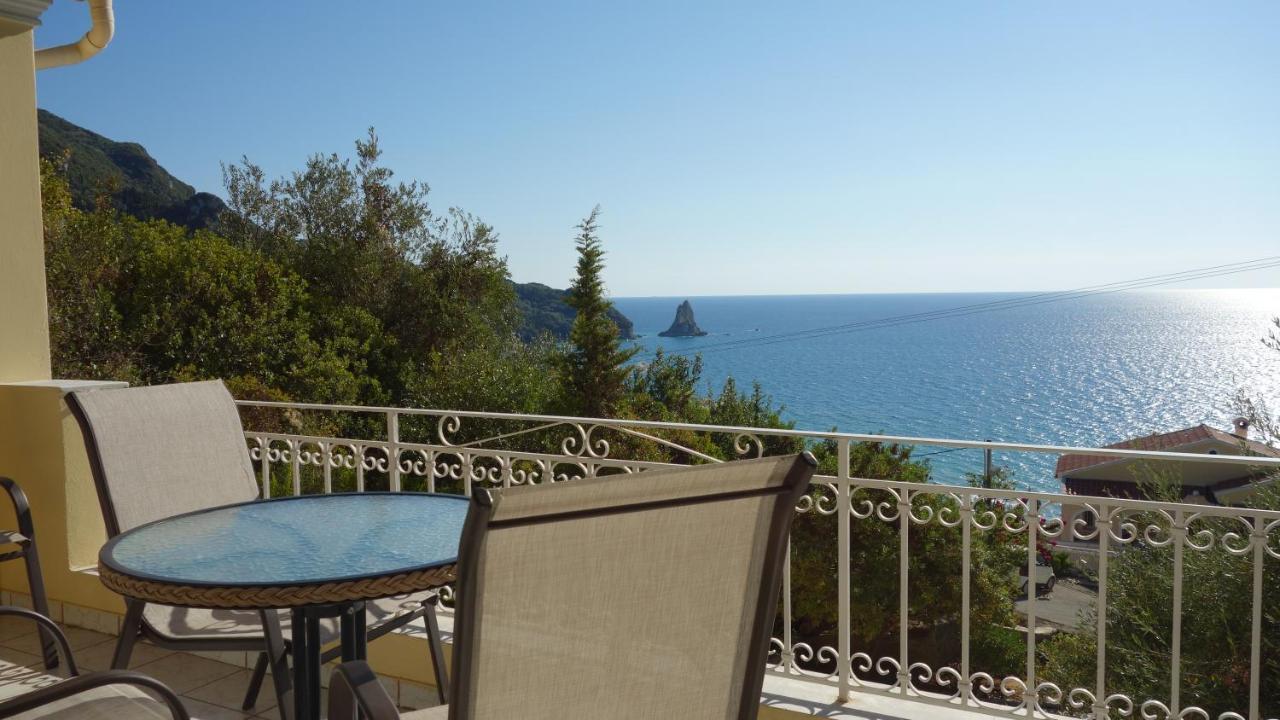 Natalia Apartment B With Panoramic Sea Views Of Agios Gordios Bay Eksteriør billede