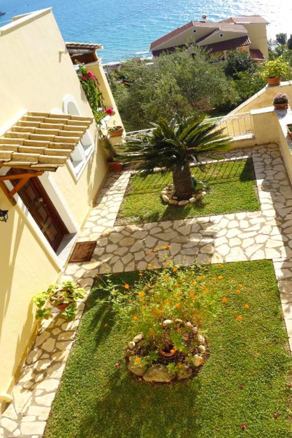 Natalia Apartment B With Panoramic Sea Views Of Agios Gordios Bay Eksteriør billede