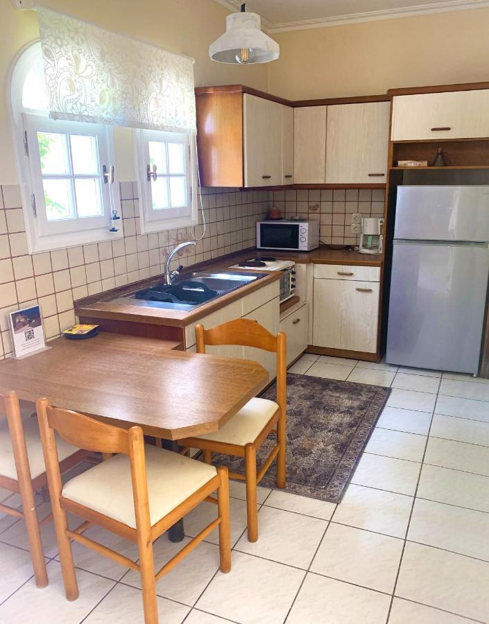 Natalia Apartment B With Panoramic Sea Views Of Agios Gordios Bay Eksteriør billede