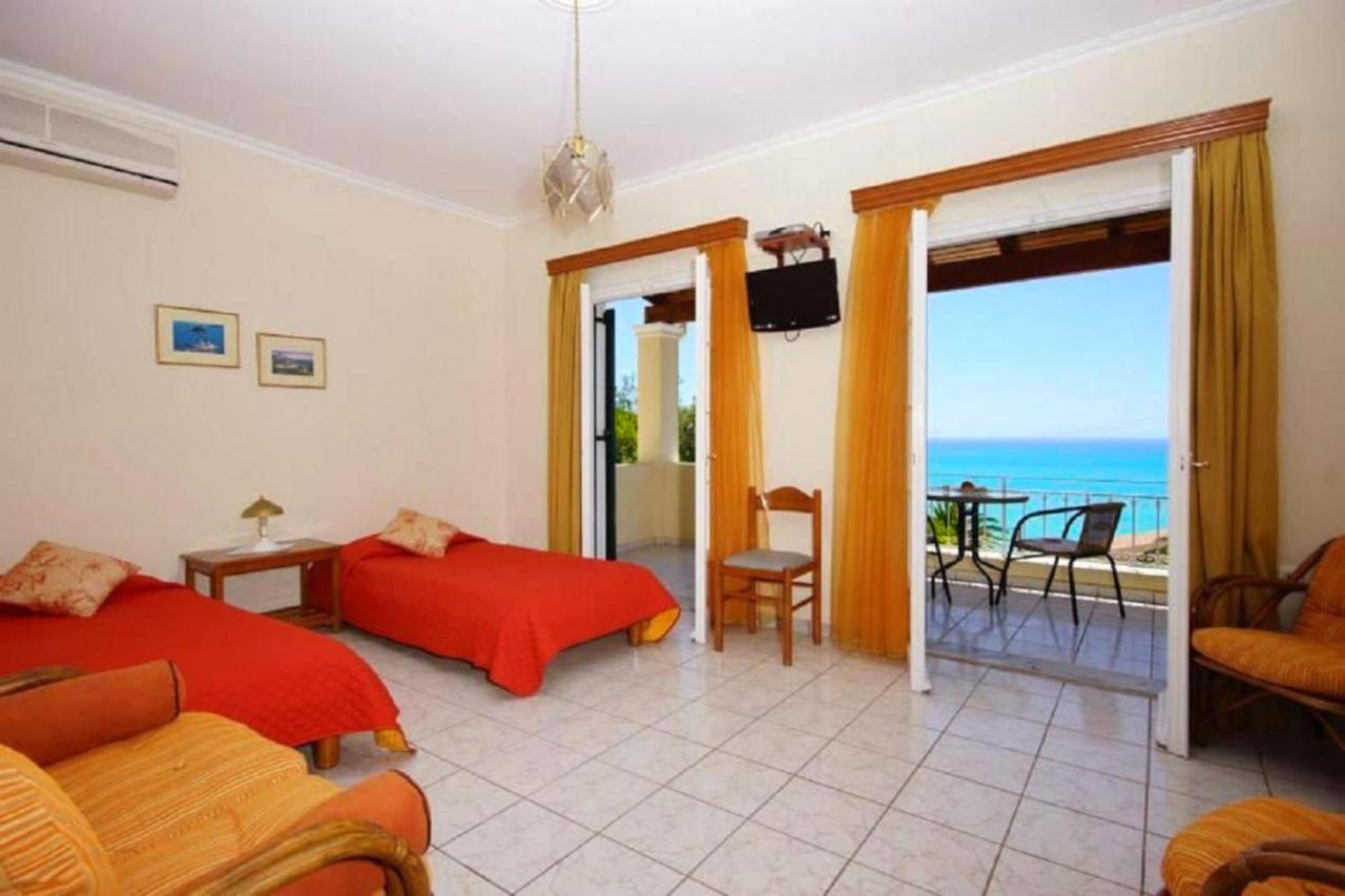 Natalia Apartment B With Panoramic Sea Views Of Agios Gordios Bay Eksteriør billede